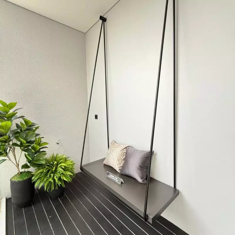 6. Foyer Estetik di Lantai 2